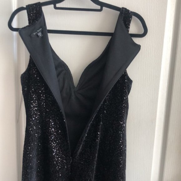 BLU SAGE SEXY LITTLE BLACK DRESS VELVET & SEQUINS SWEETHEART NECKLINE 12 - Picture 5 of 13